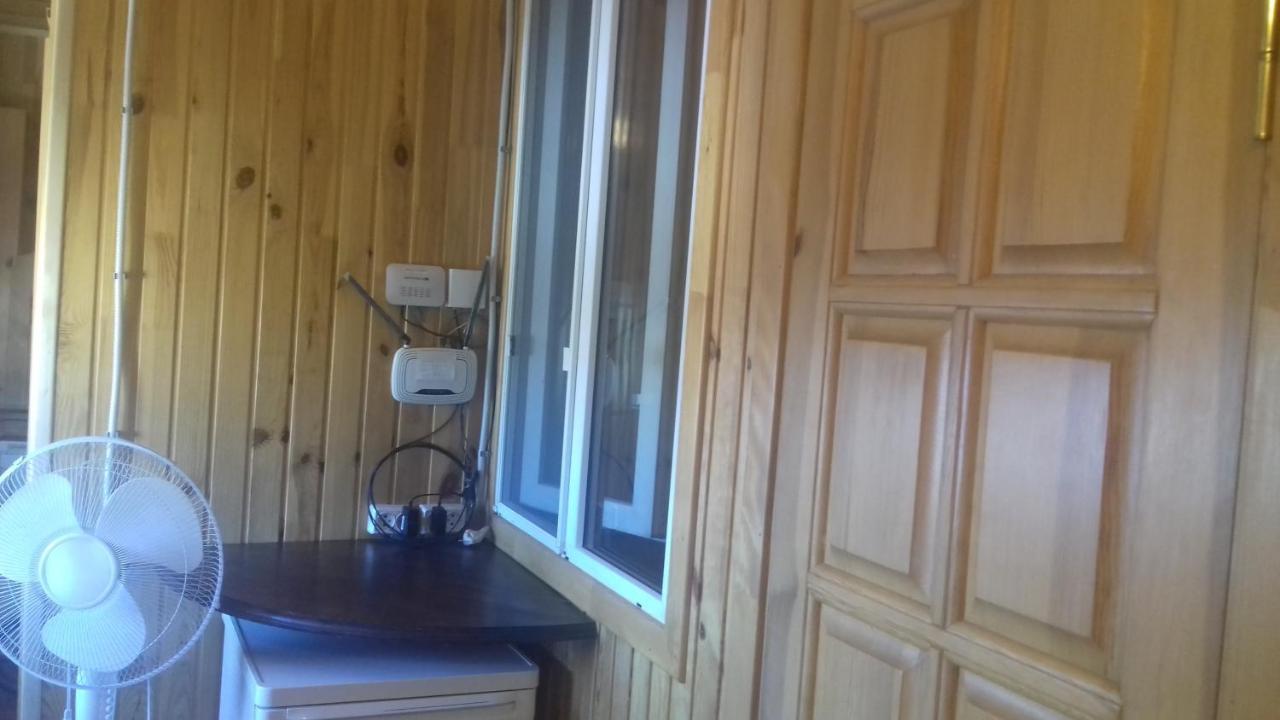 Уютный Домик 133 Причал. Hotel Odessa Ngoại thất bức ảnh